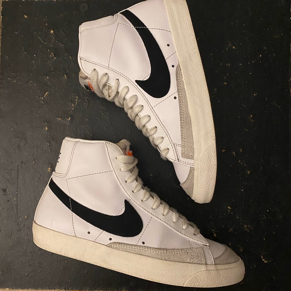 Women’s Nike Vintage Blazer Mid ‘77